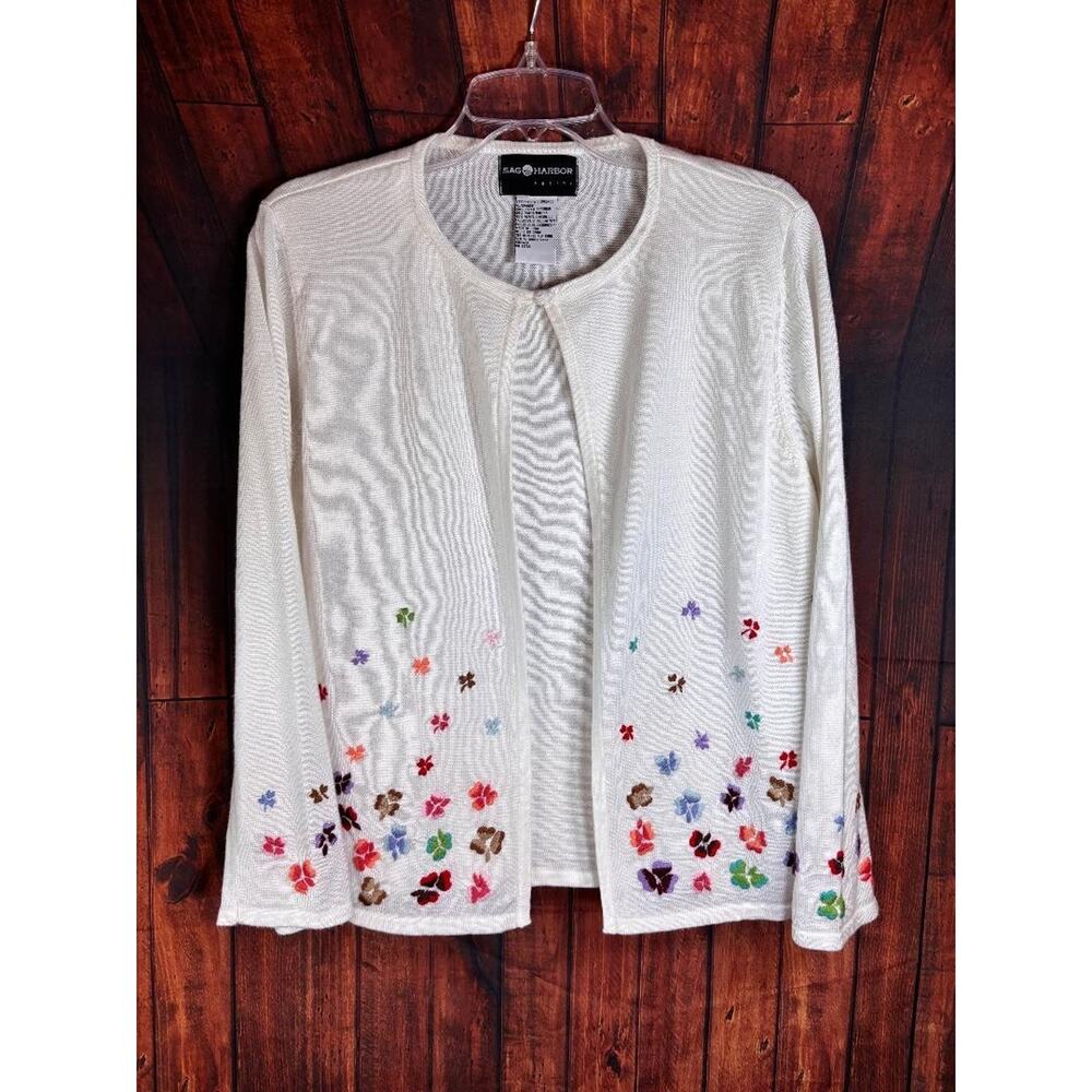 Sag Harbor Petite Sweater Cardigan White w/embroidered flowers Long Sleeve Large
